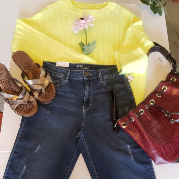 Levi's Denim - NWT women's jeans, size 6 straight leg, pants